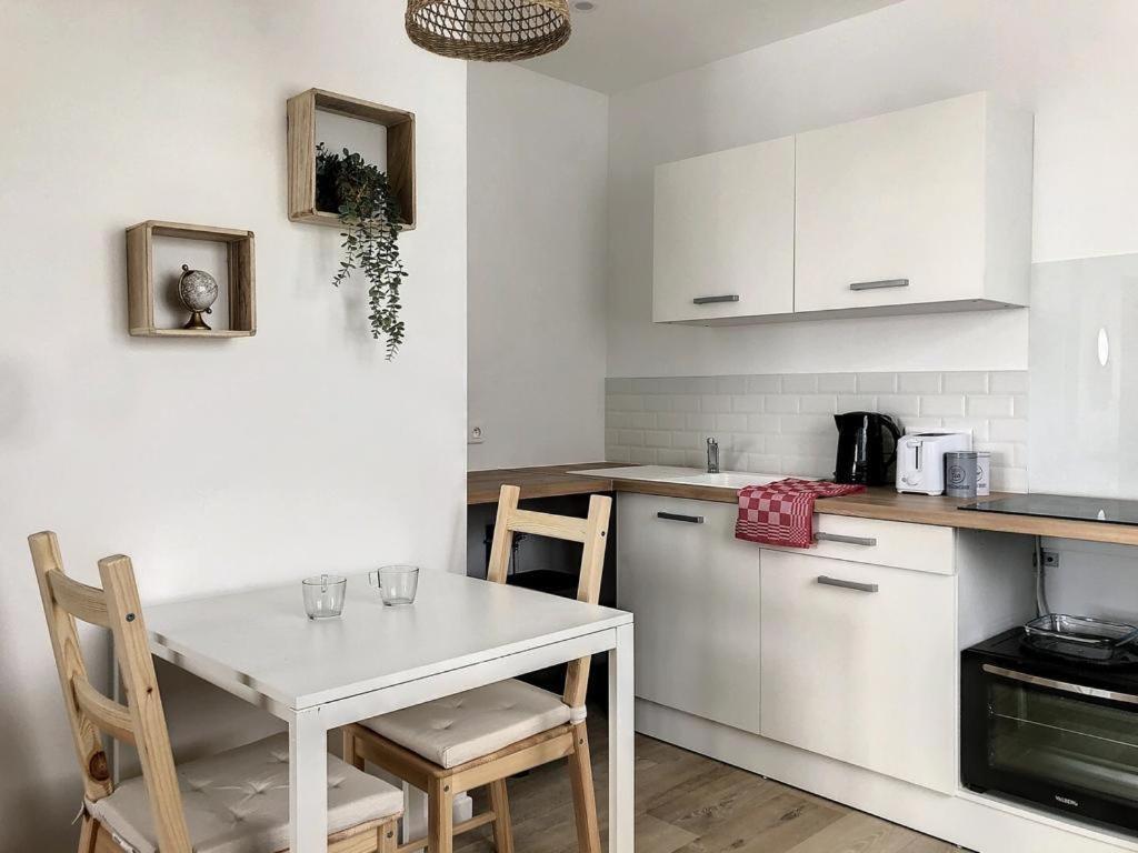 Residence Appartements Niort Wifi-Parking Εξωτερικό φωτογραφία